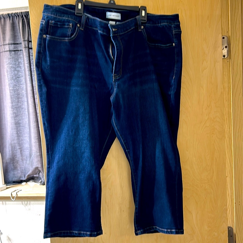 Lane Bryant capris